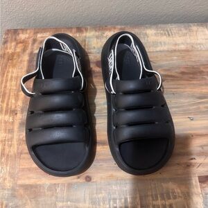 UGG Black Sporty Slide Sandals women’s size 9